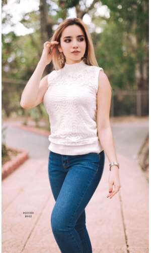 #QU106B BLUSA ENCAJE FLOR PECHO #2380